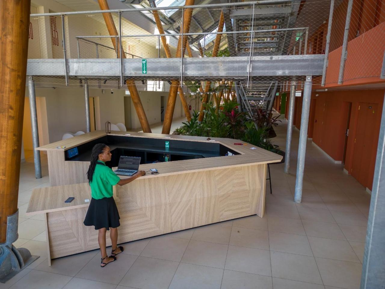 Ibis Styles Mayotte Aéroport Pamandzi Exterior foto